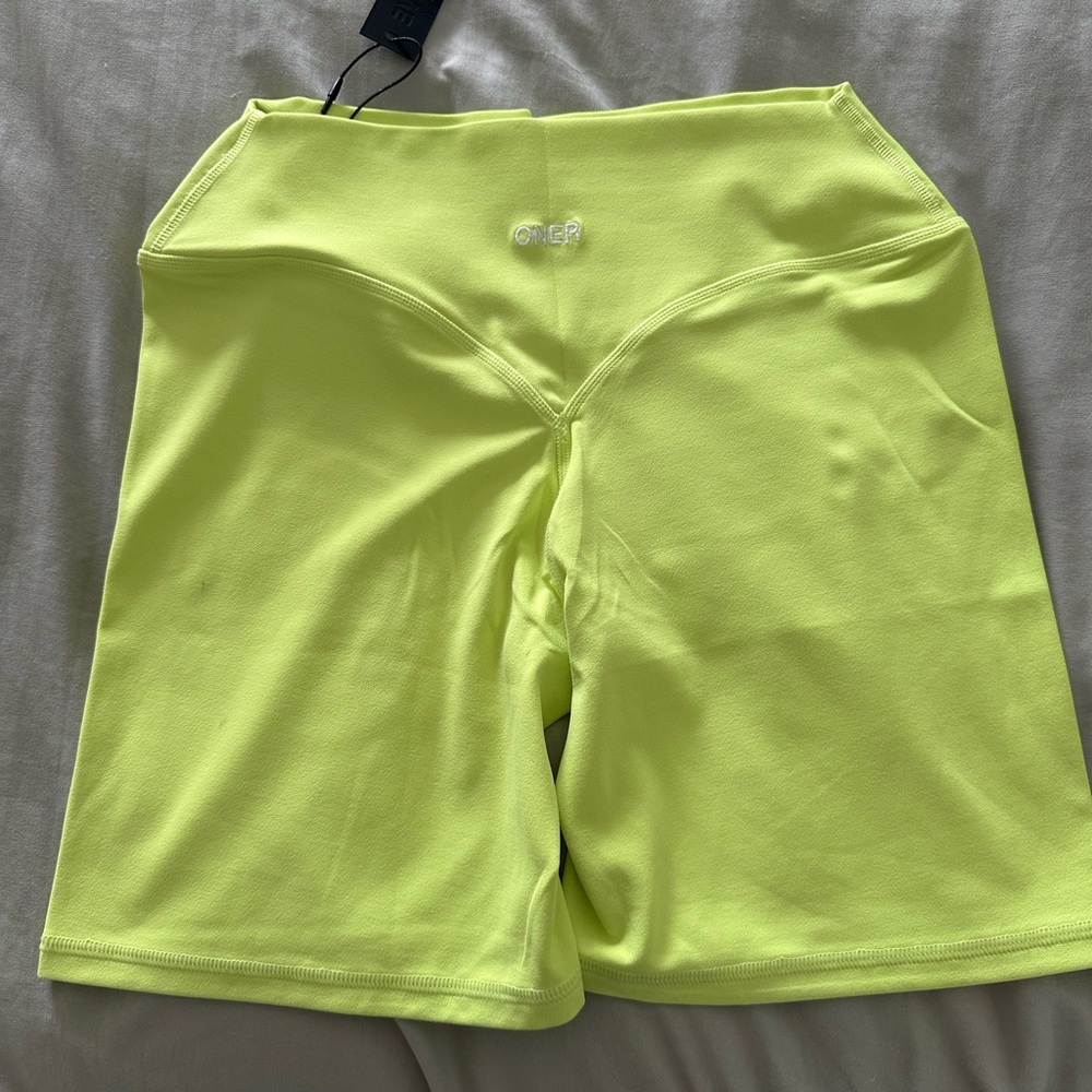 Oner active soft motion shorts citrus green